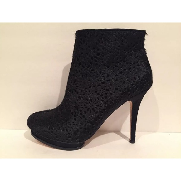 BCBGmaxazria Ven fur ankle boots black 9.5, 10 - Picture 2 of 13